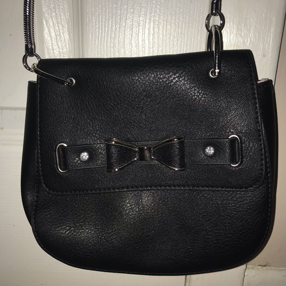 Candie’s Black Crossbody